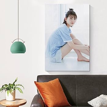 ひな図書 オリジナルポスター　佐々木美玲 Amazon.co.jp: 佐々木美玲(日向坂46)超絶かわいい水着ポスター